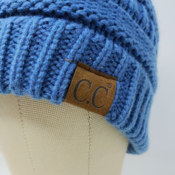 C.C. Exclusives Cable Knit Beanie Hat Blue Patch Logo 100% Acrylic - Picture 4 of 13
